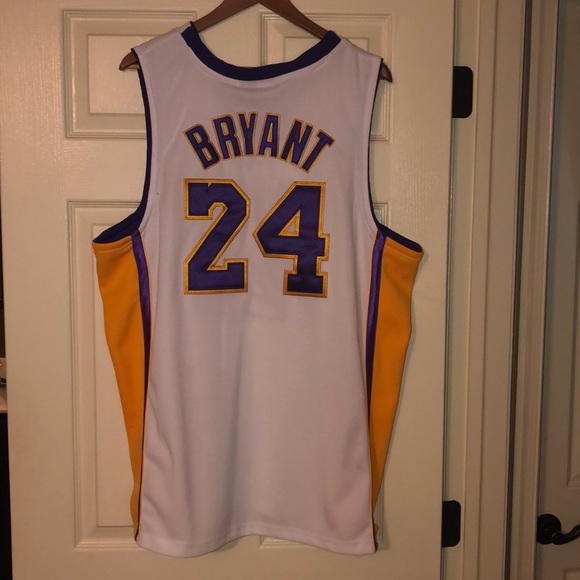 Men’s Authentic Adidas Kobe Bryant Jersey - Picture 4 of 5